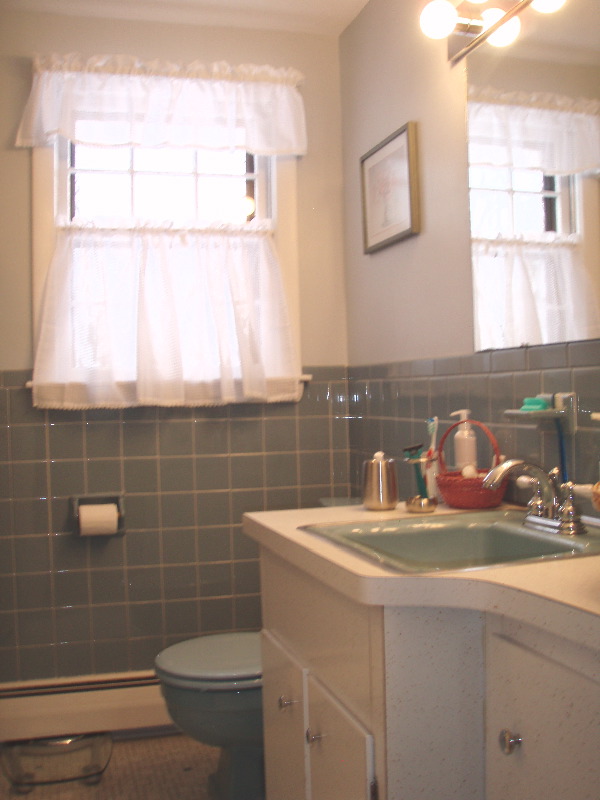 Full Bath Upstairs
